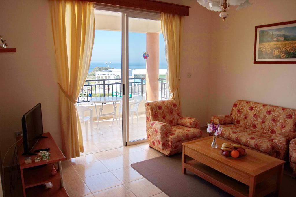 Kyriakos Court Hotel Paphos Phòng bức ảnh