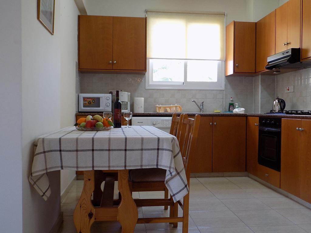 Kyriakos Court Hotel Paphos Ngoại thất bức ảnh